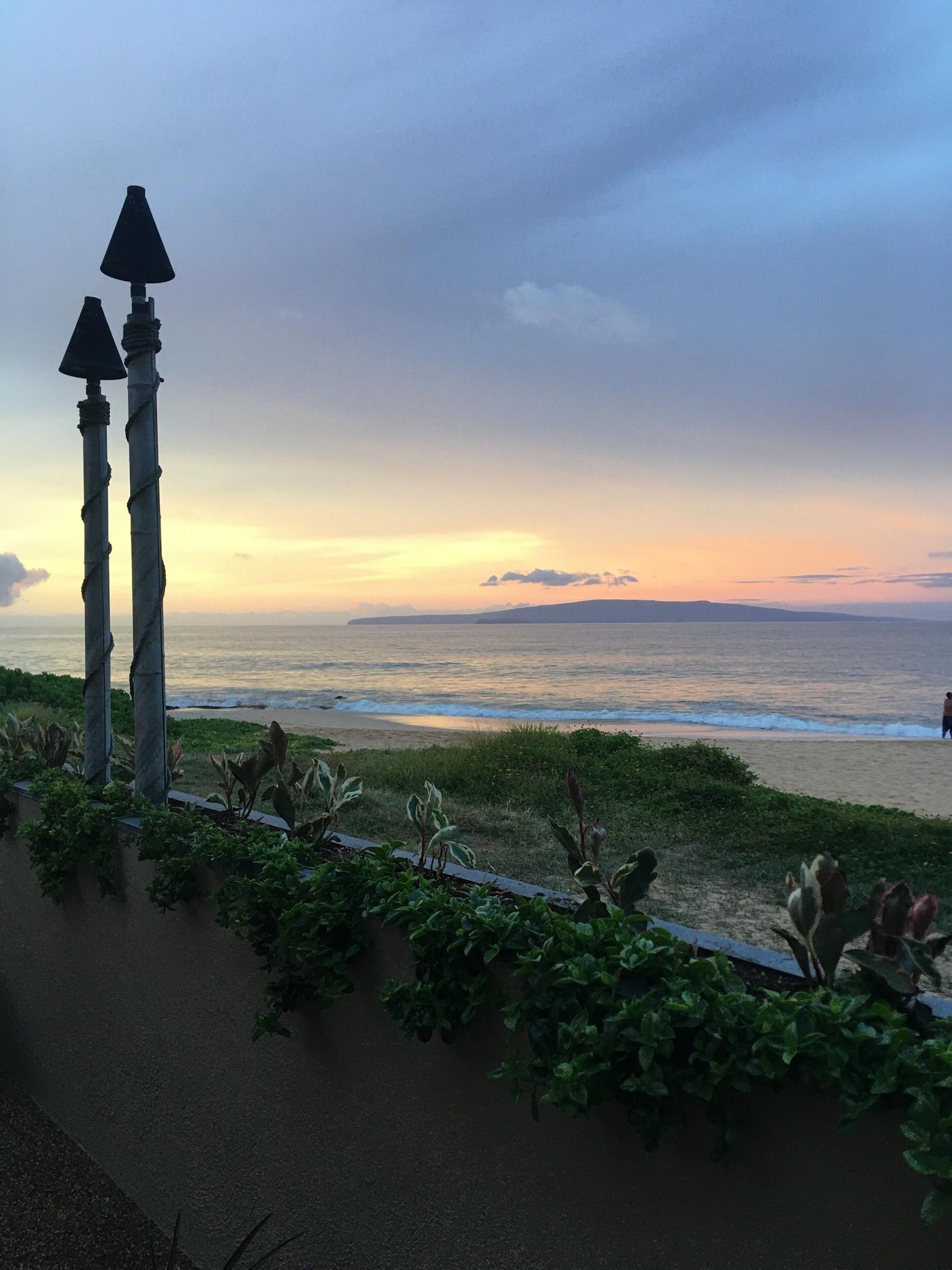 Days Inn By Wyndham Maui Oceanfront Wailea  Eksteriør billede